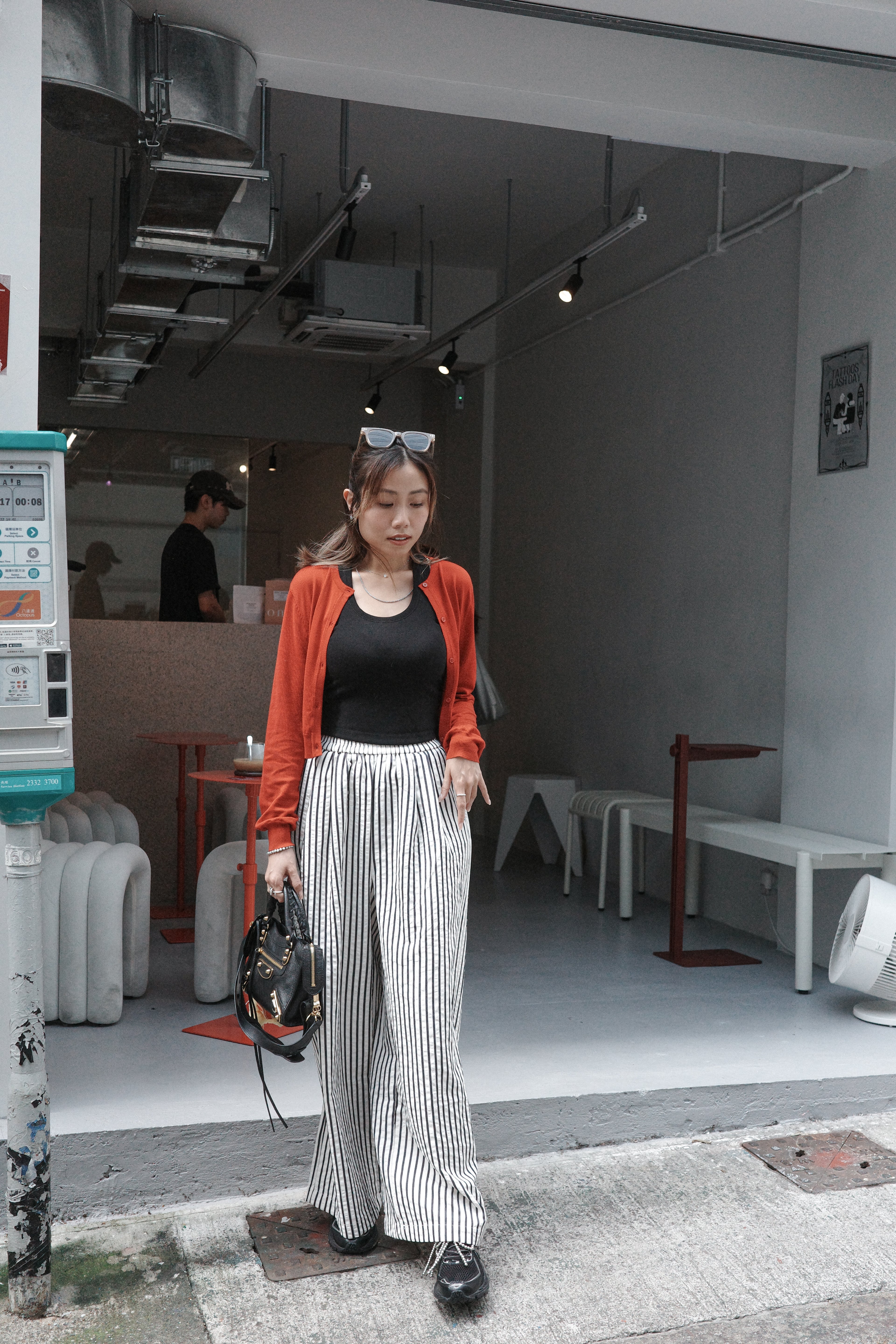 正紅色開胸外套