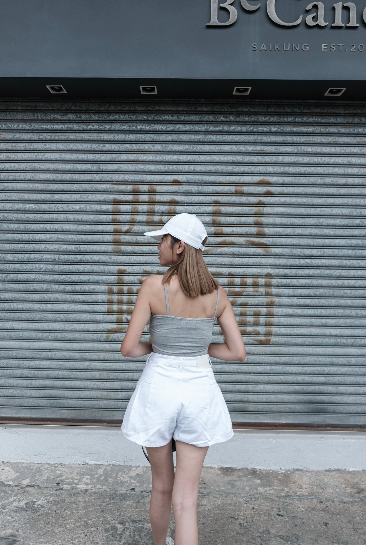 貝殼鈕胸墊吊帶Bra Top