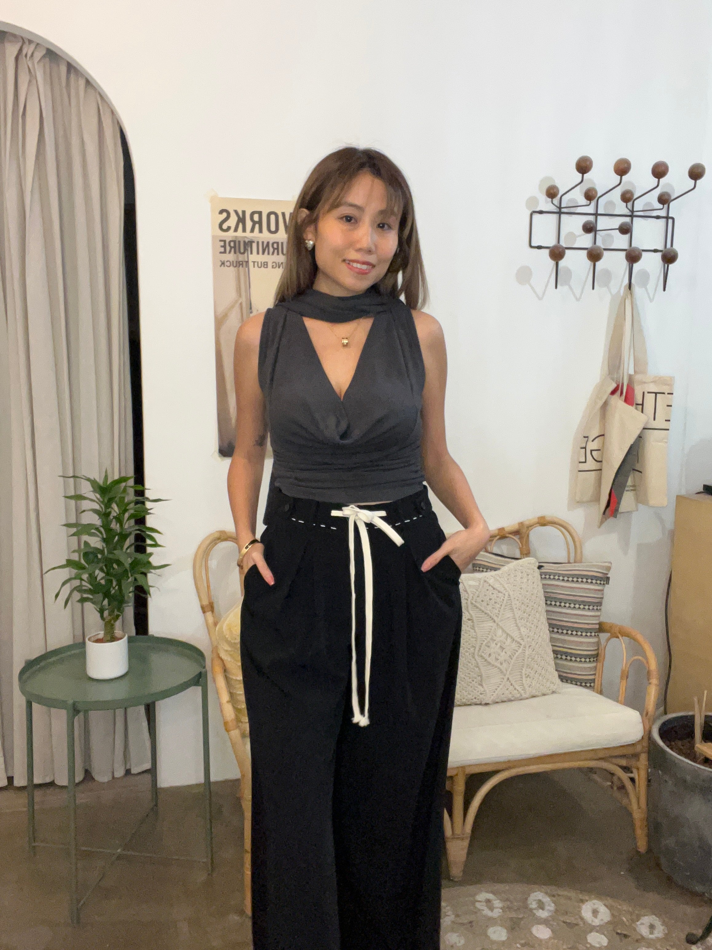 小性感V領長帶背心