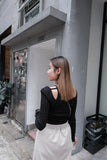側肩Cut Out Top