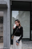 側肩Cut Out Top